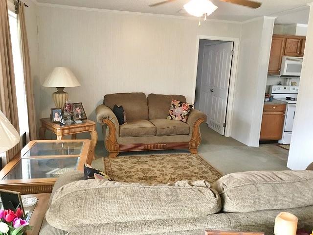 172 Campbell Road Ridgeville, SC 29472 - Photo 3 of 37 172 Campbell Rd (48)