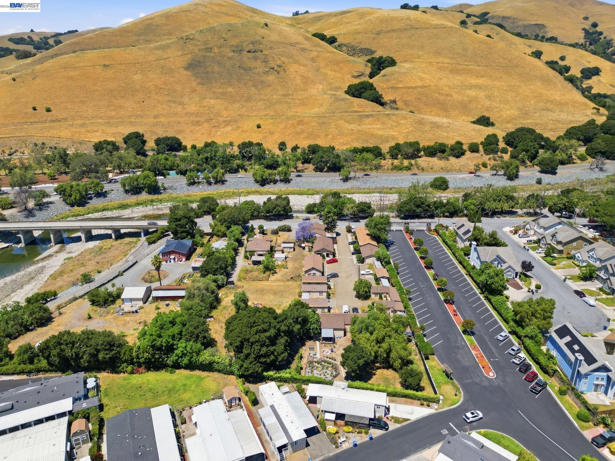 585 Old Canyon Road Fremont, CA 94536 - Photo 35 of 45
