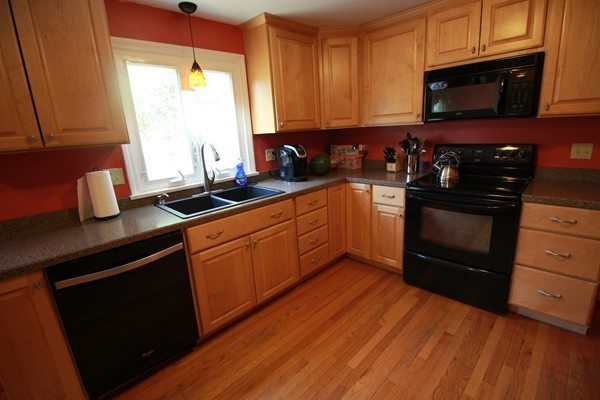 203 Loudville Road Easthampton, MA 01027 - Photo 5 of 26 Gallery Image 5