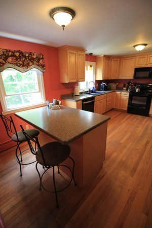 203 Loudville Road Easthampton, MA 01027 - Photo 6 of 26 Gallery Image 6