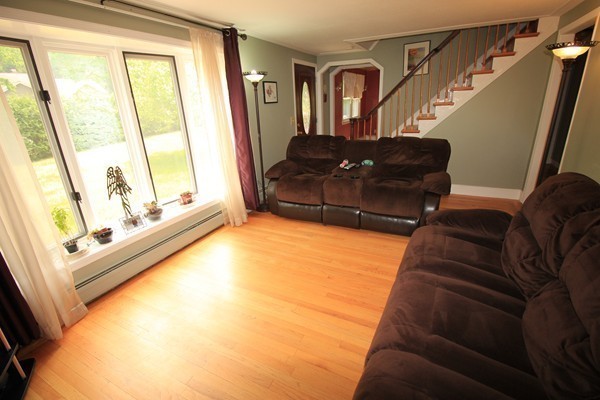 203 Loudville Road Easthampton, MA 01027 - Photo 7 of 26 Gallery Image 7
