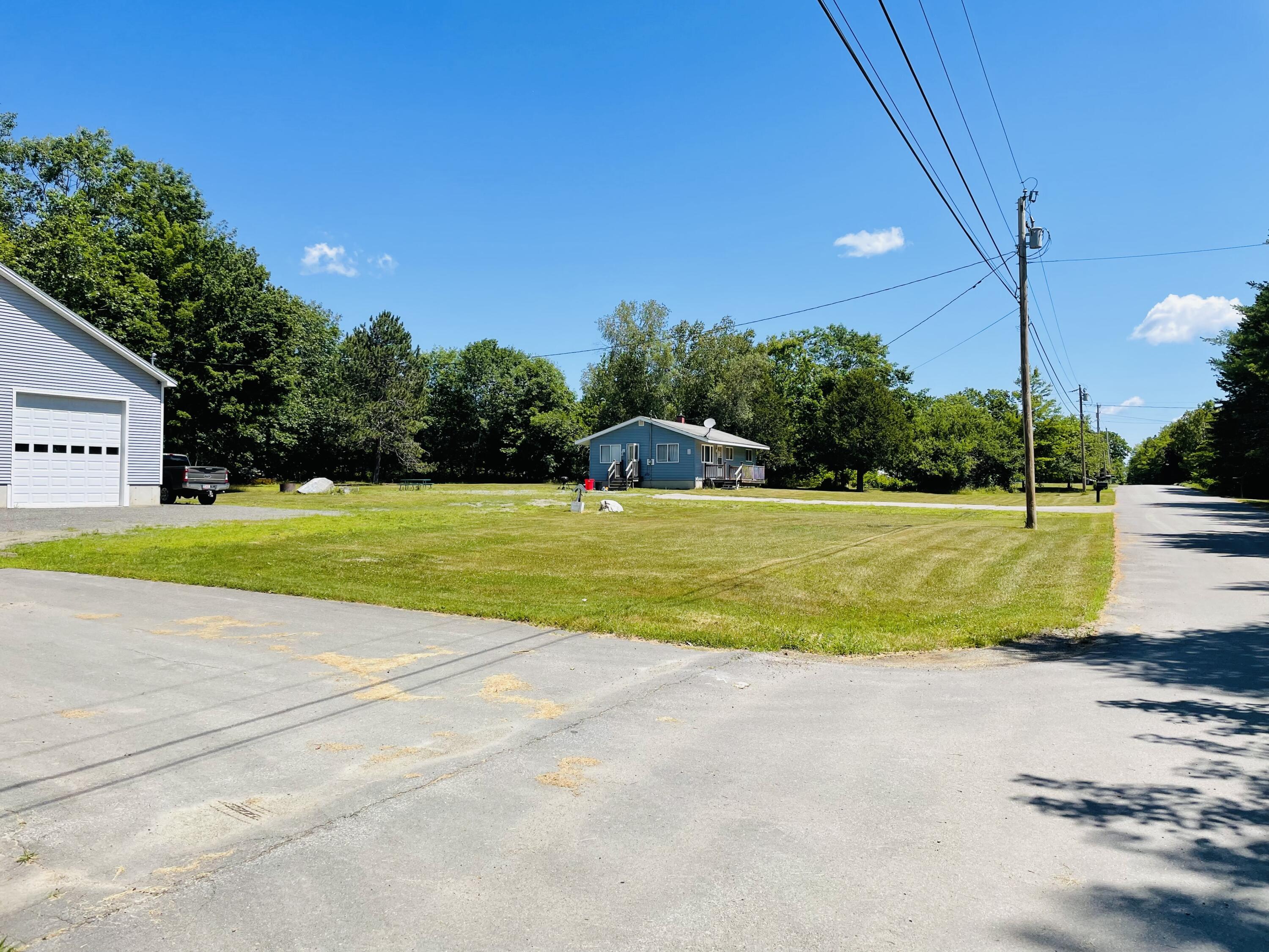 723 York Road Hermon, ME 04401 - Photo 18 of 19 IMG_5519