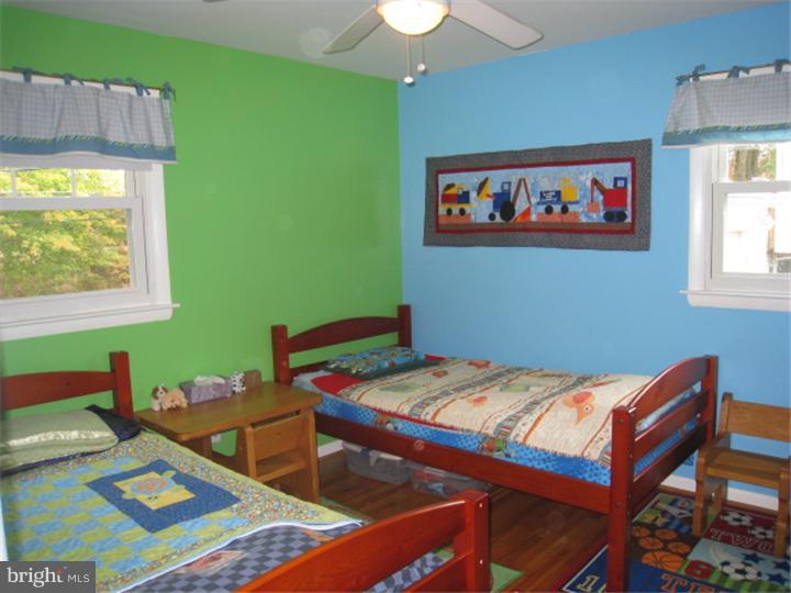 129 East Rutherford Drive Newark, DE 19713 - Photo 20 of 25 Bedroom 2