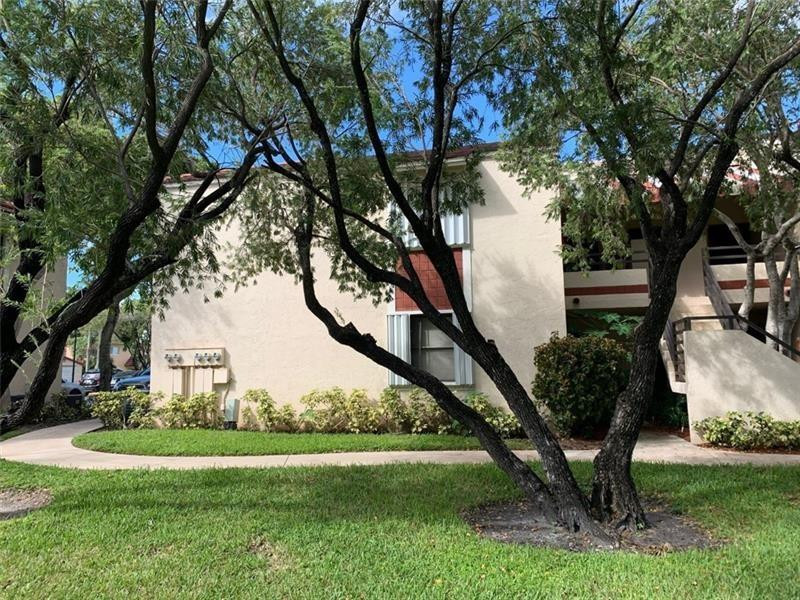 20170 Northeast 3rd Court, Unit 6 Miami, FL 33179 - Photo 2 of 13 Photo 2