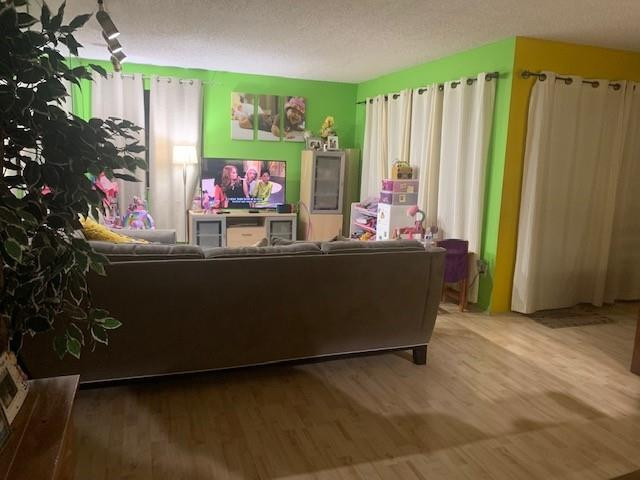20170 Northeast 3rd Court, Unit 6 Miami, FL 33179 - Photo 6 of 13 Photo 6