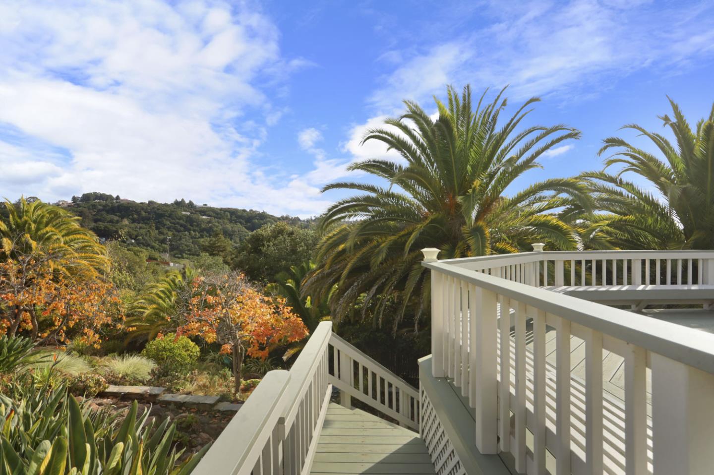 3571 Star Ridge Road Hayward, CA 94542 - Photo 47 of 66 a view of balcony with small garden