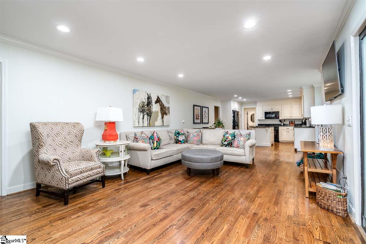 312 Wilmington Road Greenville, SC 29615 - Photo 14 of 33 Gallery Image 14