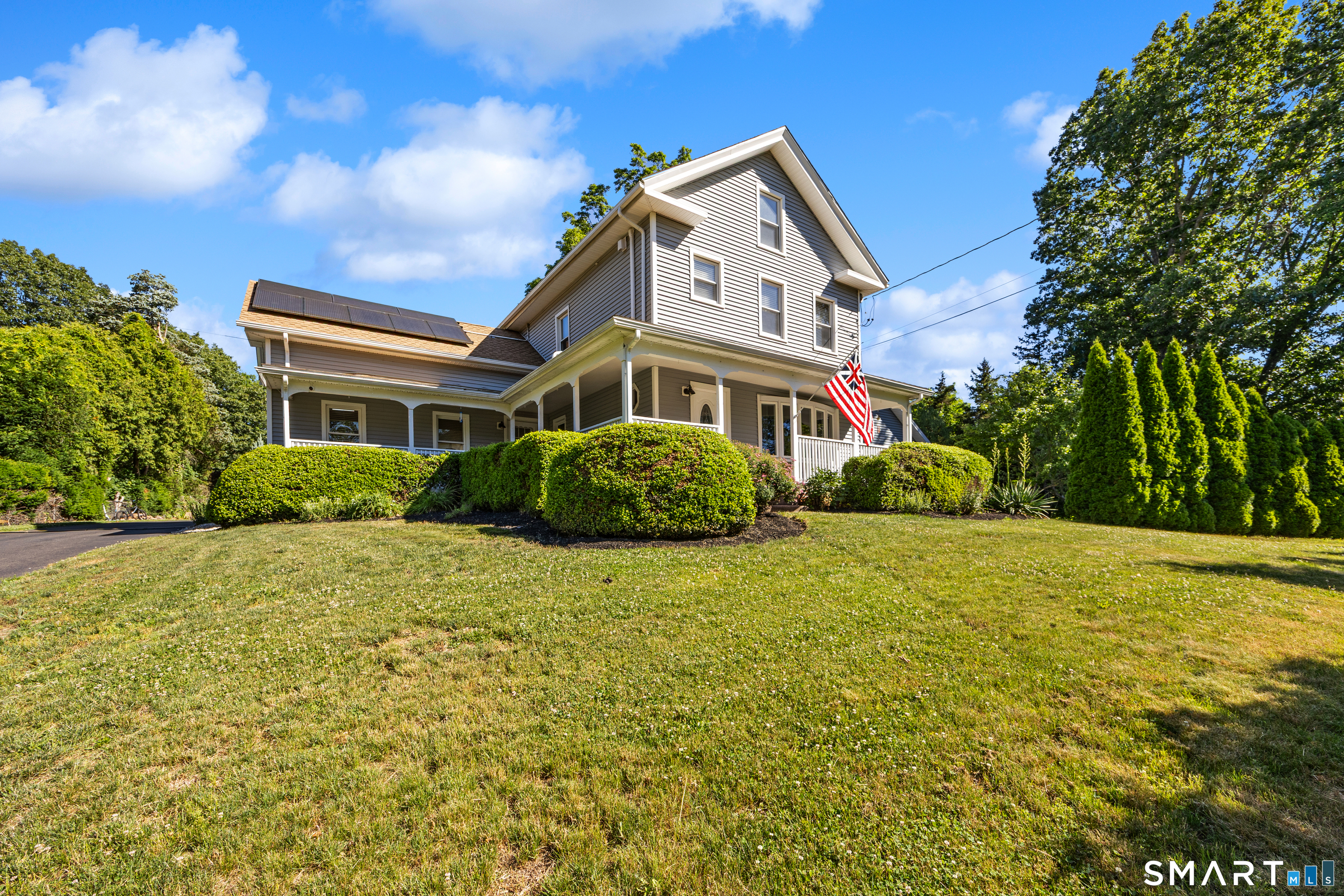 340 Middletown Avenue North Haven, CT 06473 - Photo 2 of 39