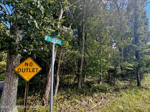 a view of sign board