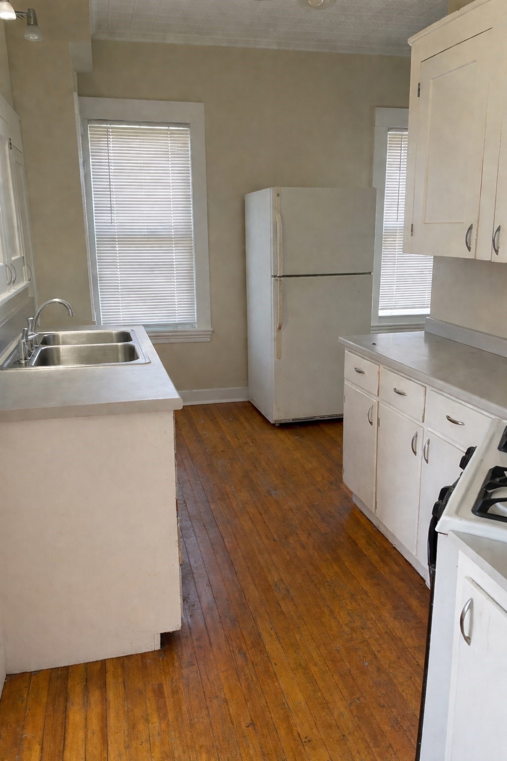 40 Belvidere Street, Unit 40 Springfield, MA 01108 - Photo 2 of 16 Gallery Image 2