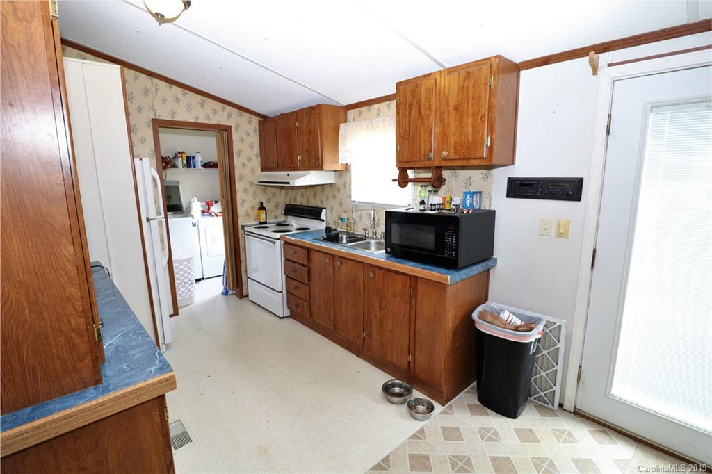 109 Cooks Lake Road Gastonia, NC 28056 - Photo 8 of 16 Gallery Image 8