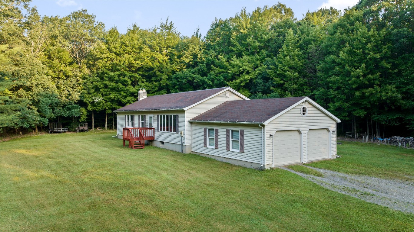 1835 Dutchtown Road Endicott, NY 13760 - Photo 5 of 31 Gallery Image 5