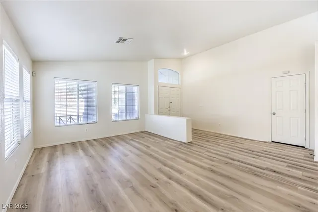 $2,450 | 1851 Vista Pointe Avenue, Henderson, NV 89012