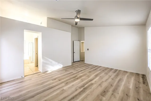 $2,450 | 1851 Vista Pointe Avenue, Henderson, NV 89012