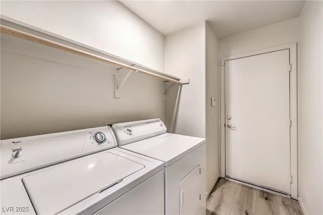 $2,450 | 1851 Vista Pointe Avenue, Henderson, NV 89012