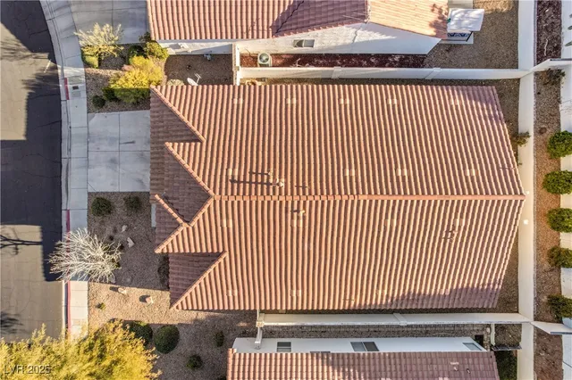 $2,450 | 1851 Vista Pointe Avenue, Henderson, NV 89012