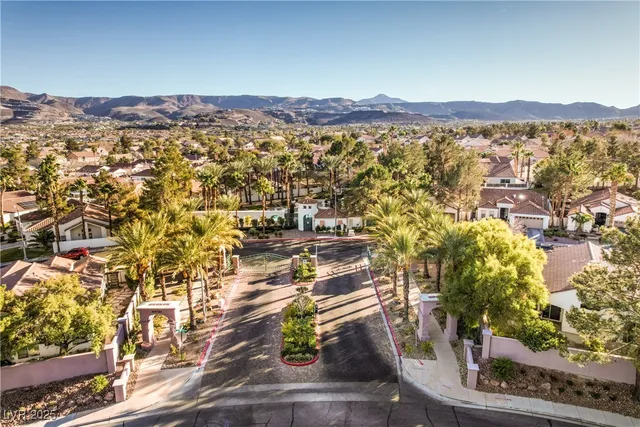 $2,450 | 1851 Vista Pointe Avenue, Henderson, NV 89012