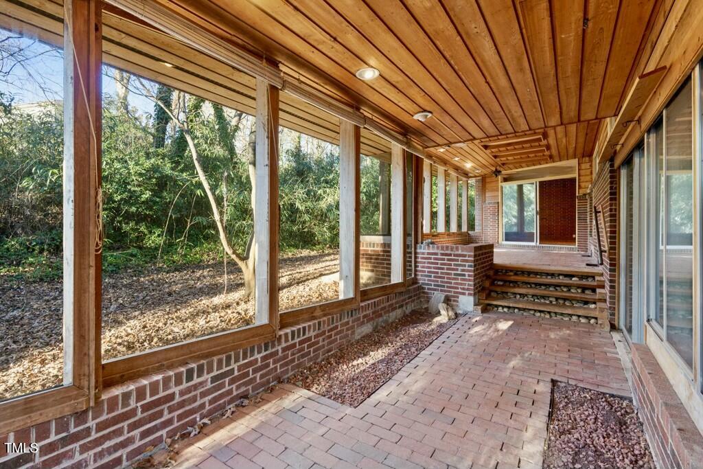 3237 Birnamwood Road Raleigh, NC 27607 - Photo 6 of 32