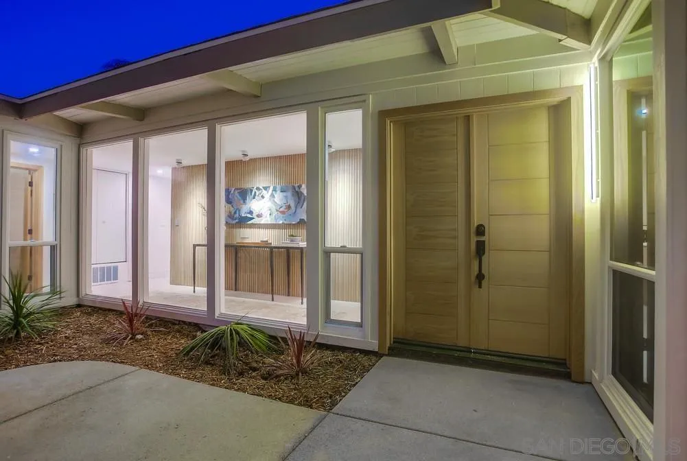 5878 Soledad Road La Jolla, CA 92037 - Photo 4 of 74