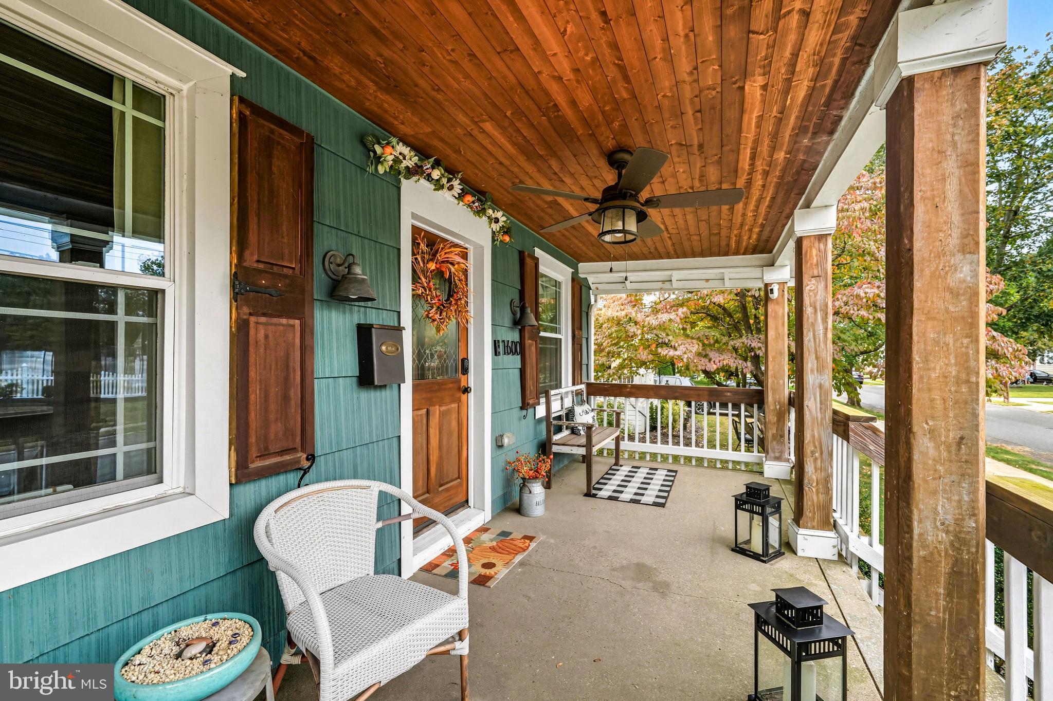 1600 West High Street Haddon Heights, NJ 08035 - Photo 5 of 46 a balcony with furniture and a potted plant
