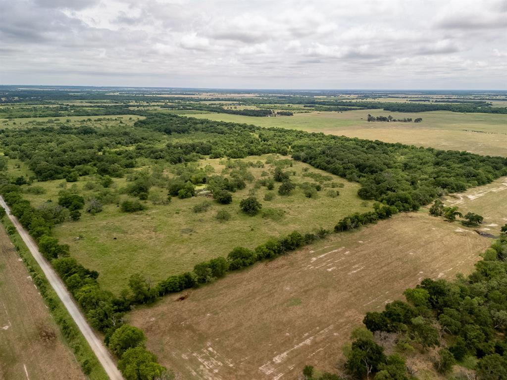 1 County Road 159 Riesel, TX 76682 - Photo 20 of 35 a view of a garden with an ocean