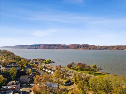 $2,500,000 | 50 Chestnut Street, Unit 1, Dobbs Ferry, NY 10522