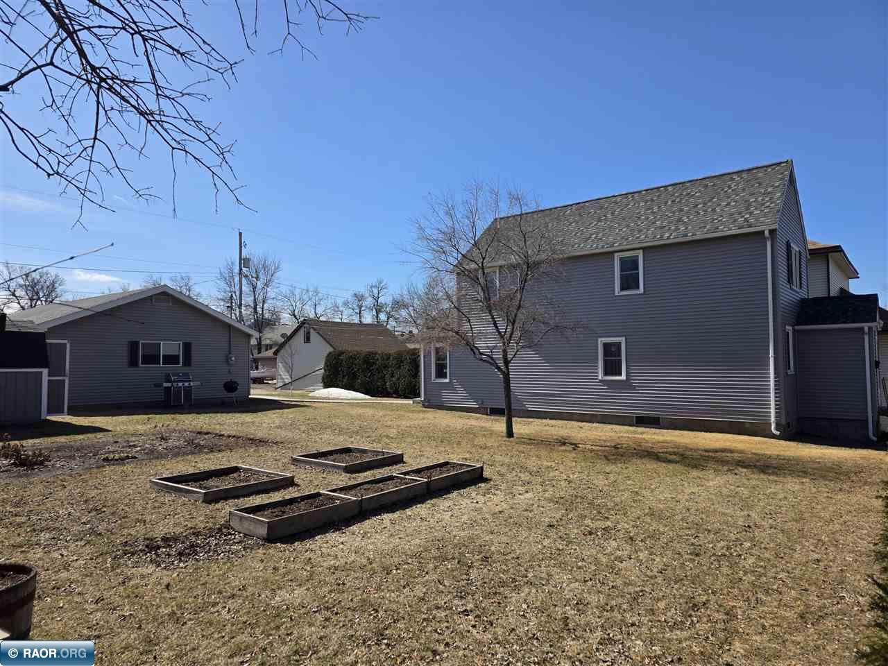 816 14th Street North Virginia, MN 55792 - Photo 2 of 36