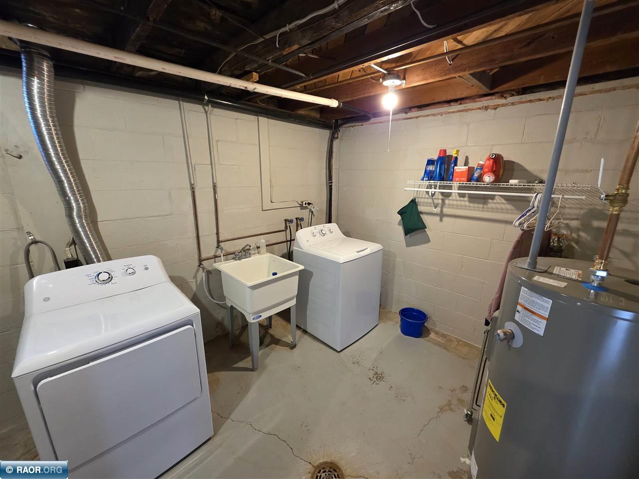 816 14th Street North Virginia, MN 55792 - Photo 30 of 36