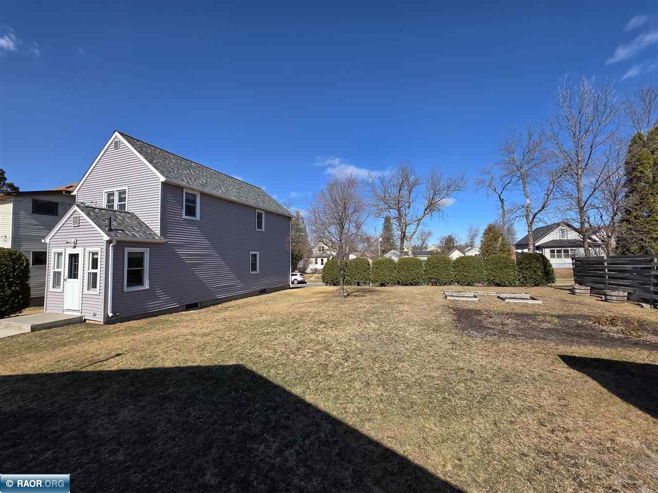 816 14th Street North Virginia, MN 55792 - Photo 3 of 36