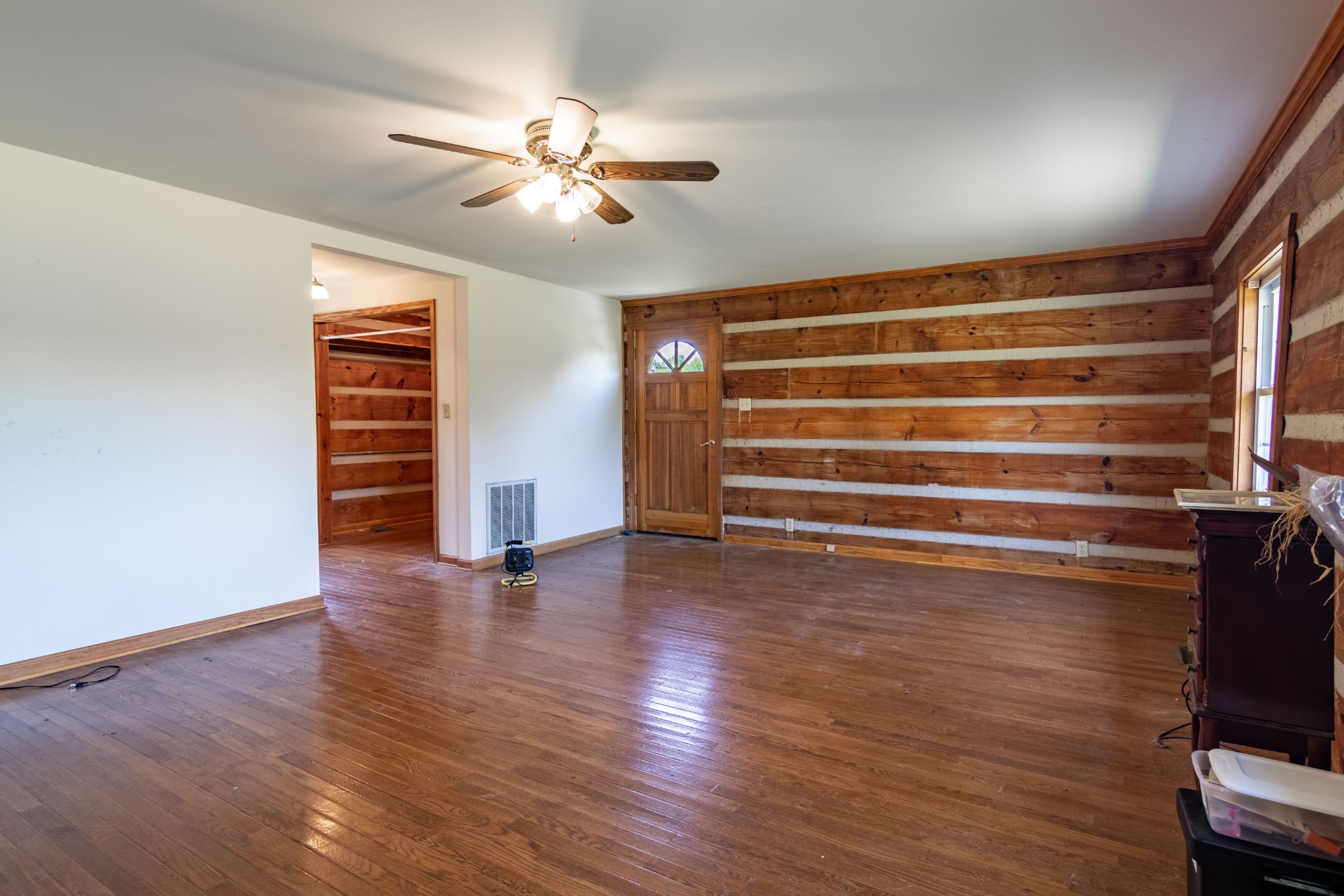 6323 Bethlehem Road Springfield, TN 37172 - Photo 11 of 30 a view of room with wooden floor and window