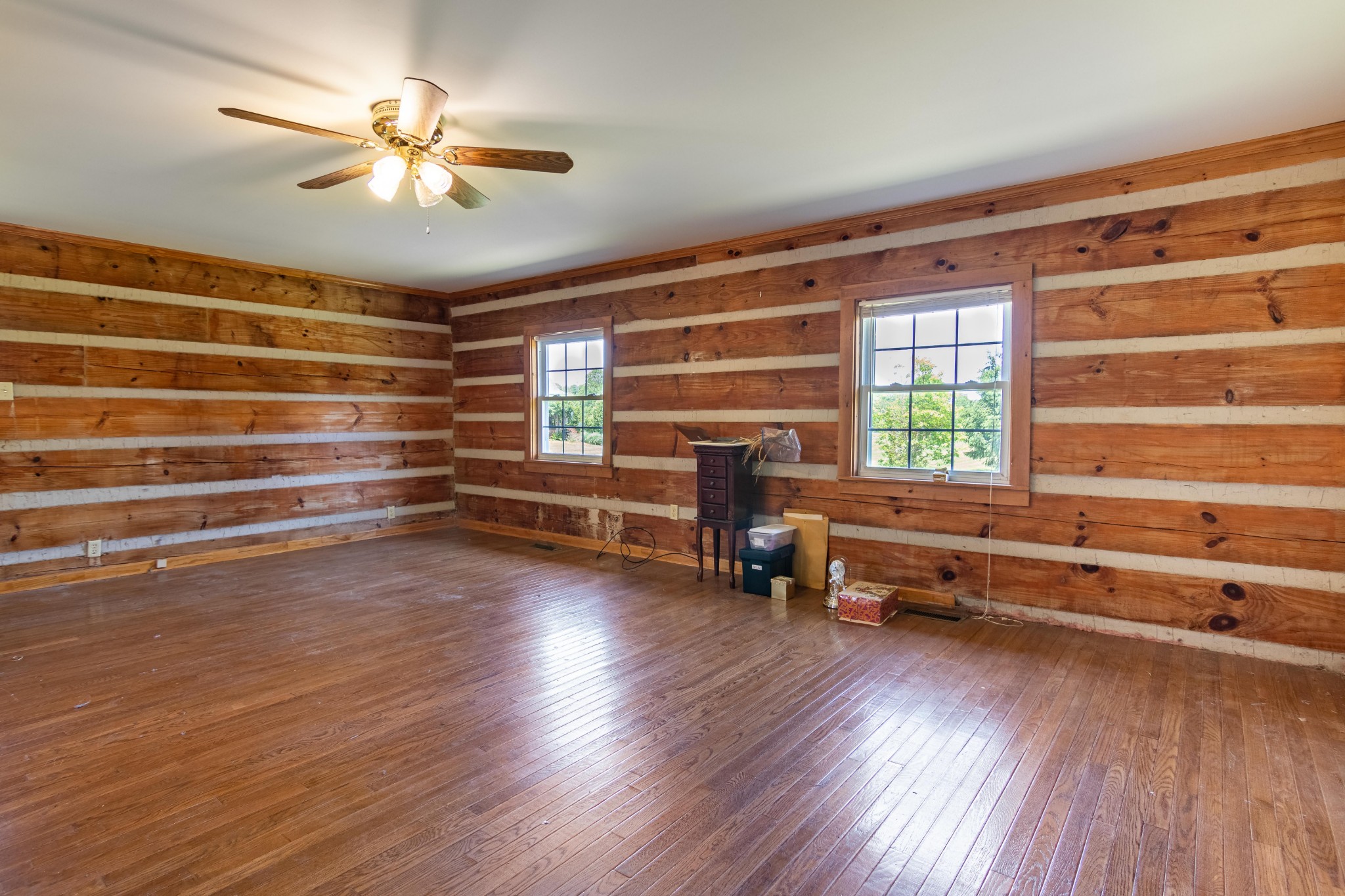 6323 Bethlehem Road Springfield, TN 37172 - Photo 10 of 30 a view of room with toys and wooden floor