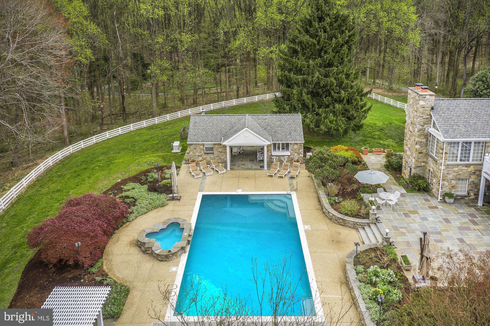 13817 Cuba Road Cockeysville, MD 21030 - Photo 53 of 67 Yes, a poolhouse - w full kitchen and full bath!