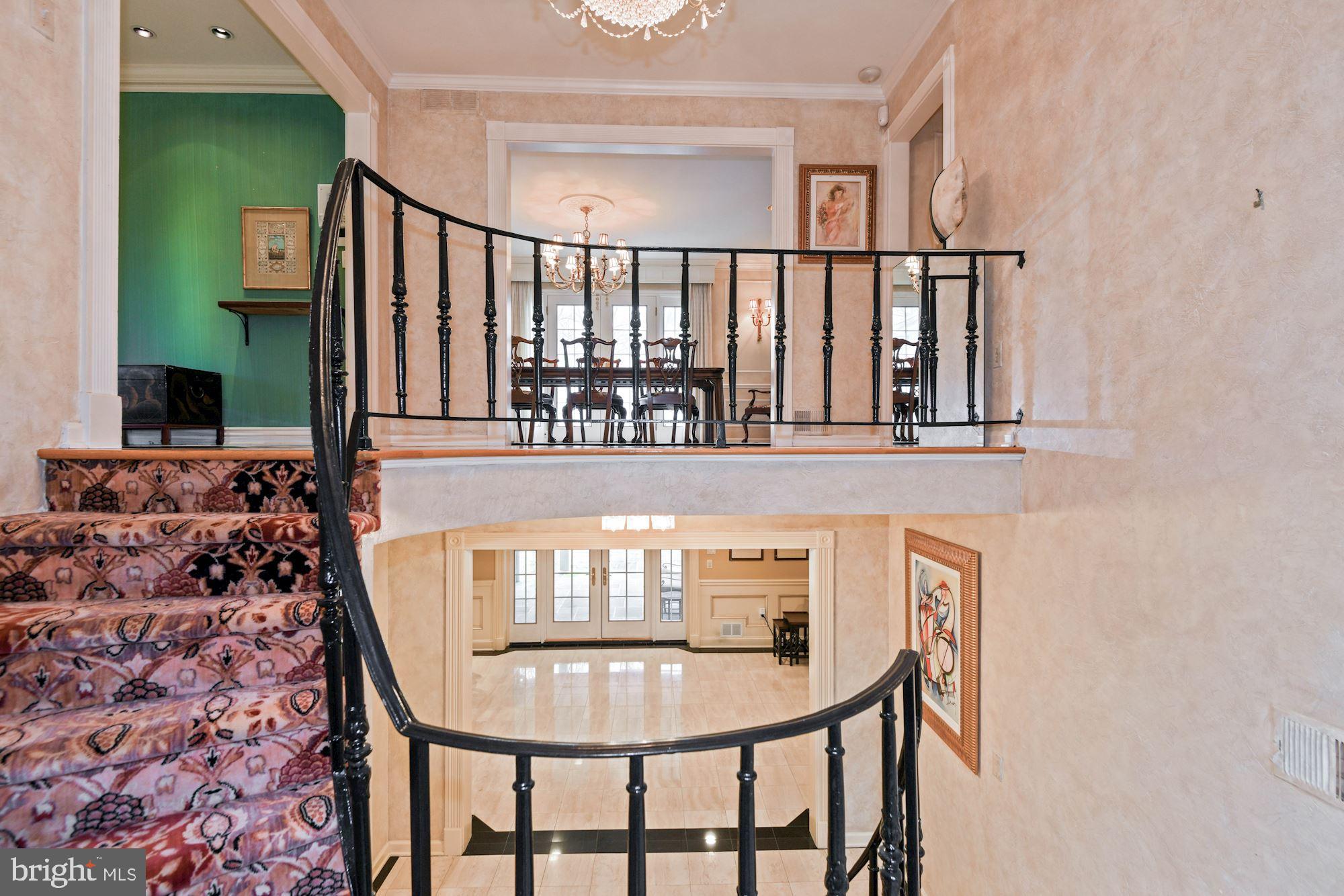 13817 Cuba Road Cockeysville, MD 21030 - Photo 7 of 67 Two levels- custom designed and built