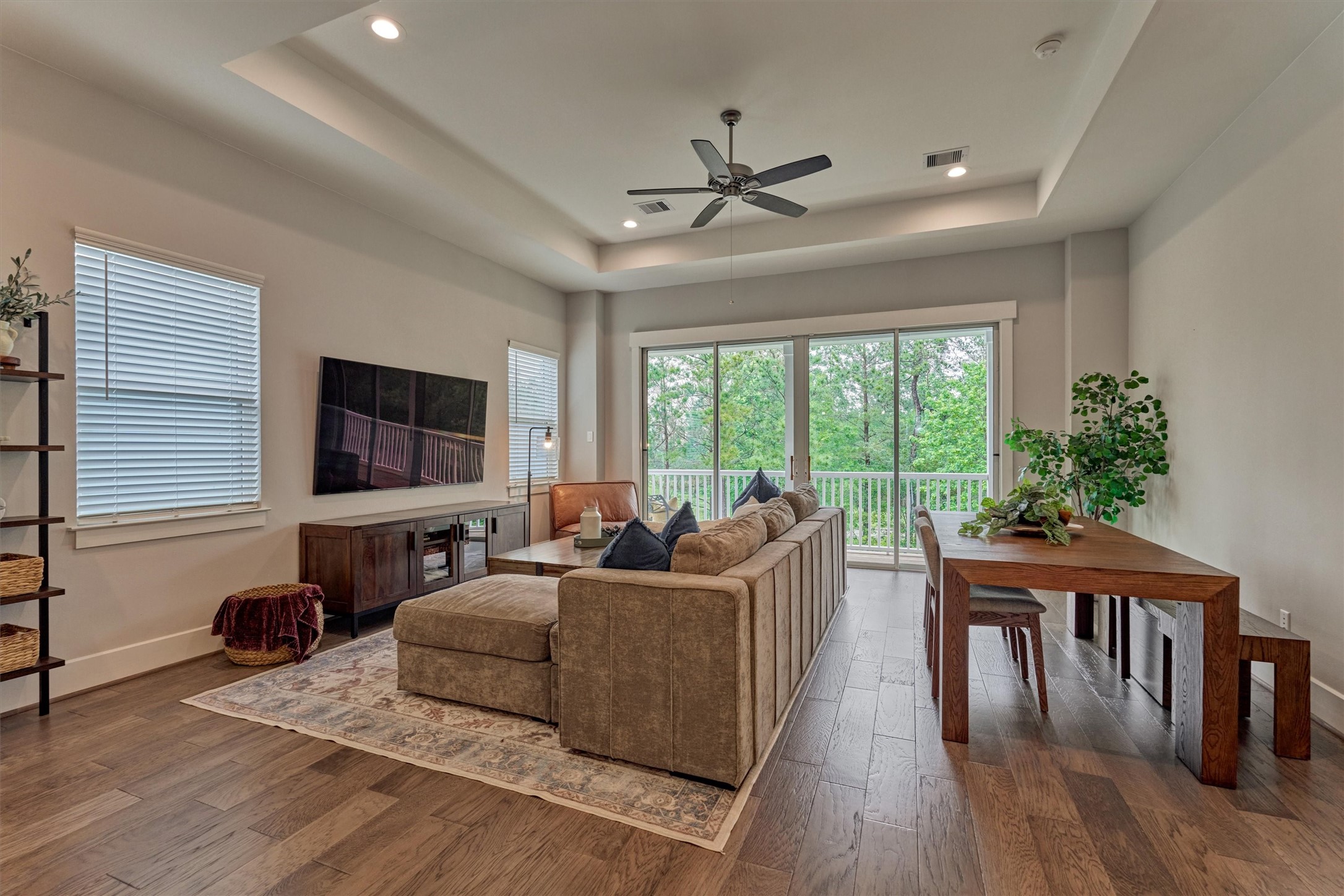 62 Dobbs View Lane Spring, TX 77389 - Photo 11 of 42 Gallery Image 11