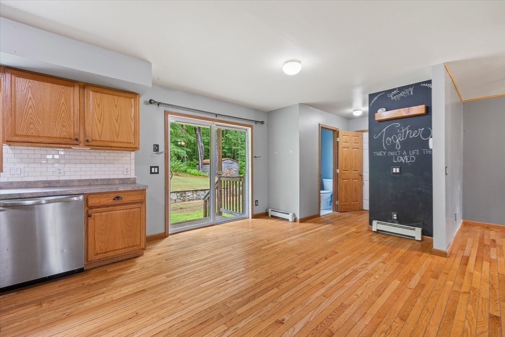 1824 Greenwich Road Hardwick, MA 01082 - Photo 13 of 41