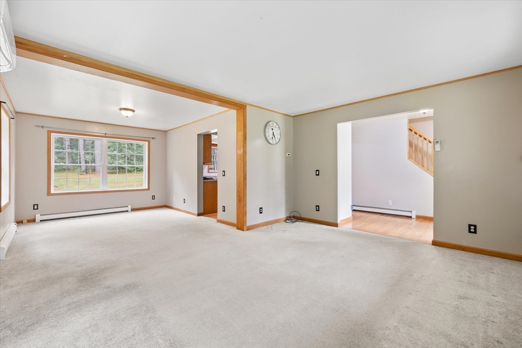 1824 Greenwich Road Hardwick, MA 01082 - Photo 7 of 41