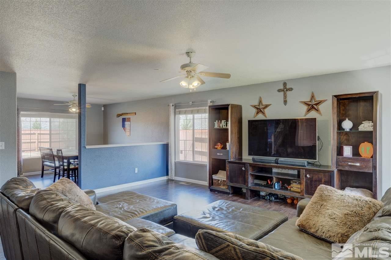 17854 Georgetown Drive Reno, NV 89508 - Photo 8 of 35 Photo 8
