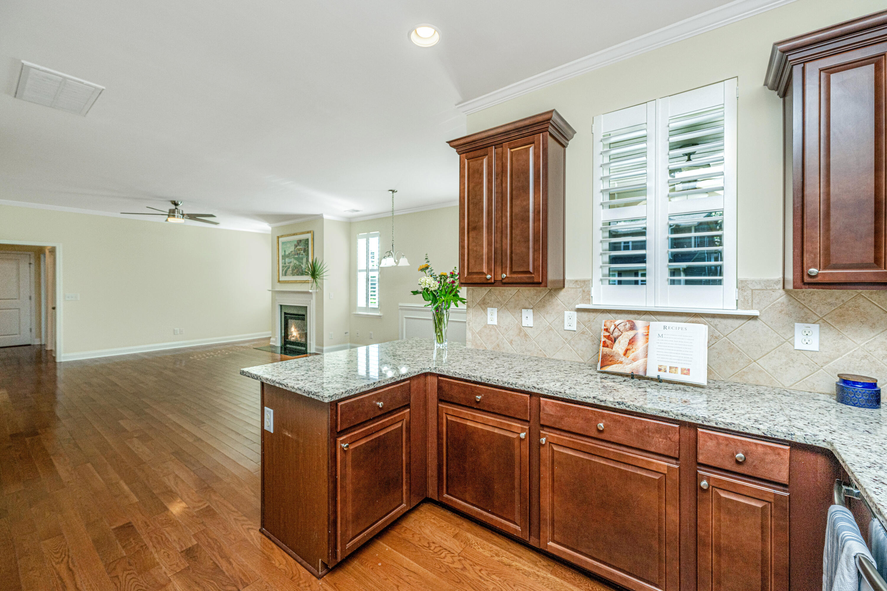 1267 Dingle Road Mount Pleasant, SC 29466 - Photo 13 of 31 Gourmet Kitchen