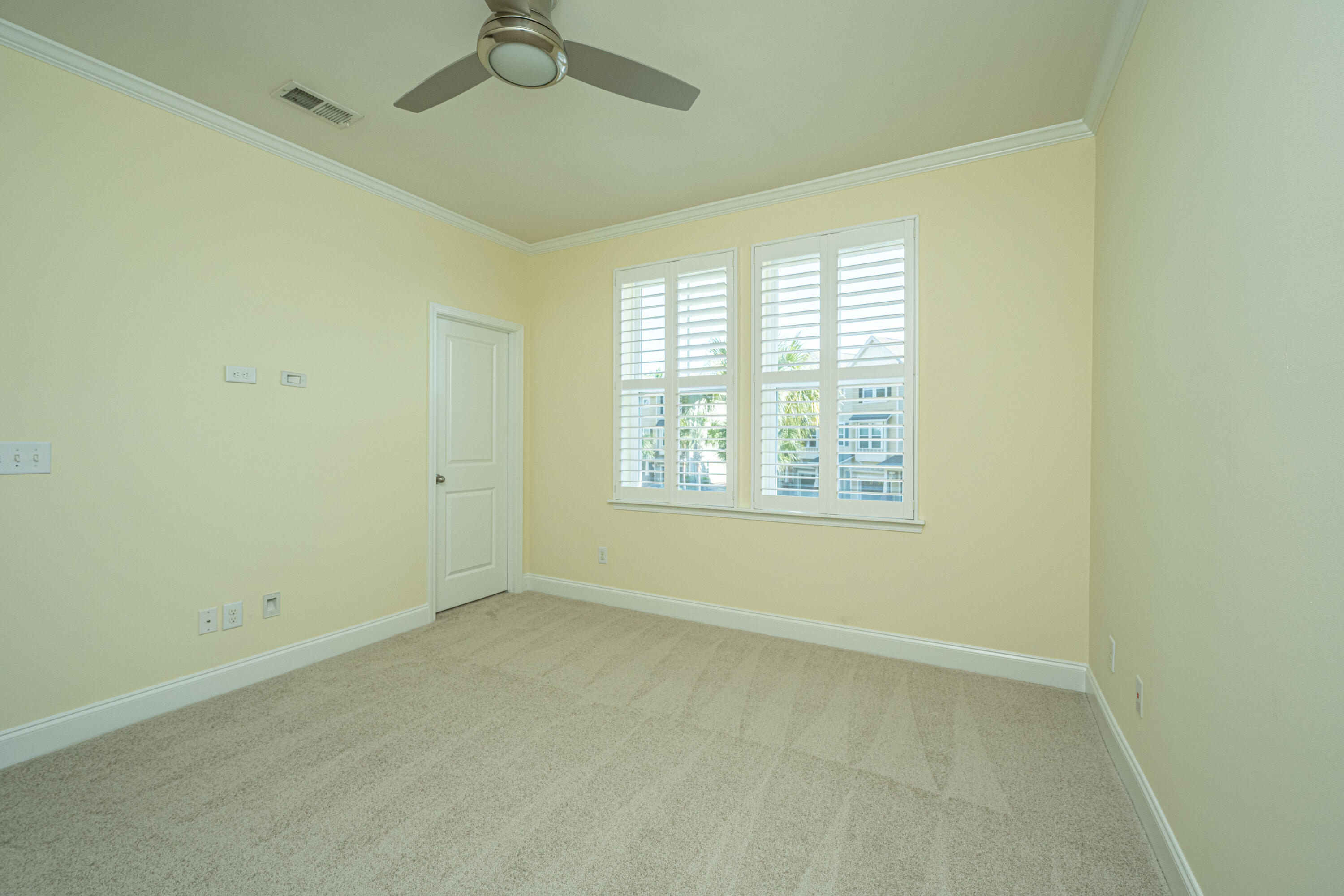 1267 Dingle Road Mount Pleasant, SC 29466 - Photo 22 of 31 Second Bedroom