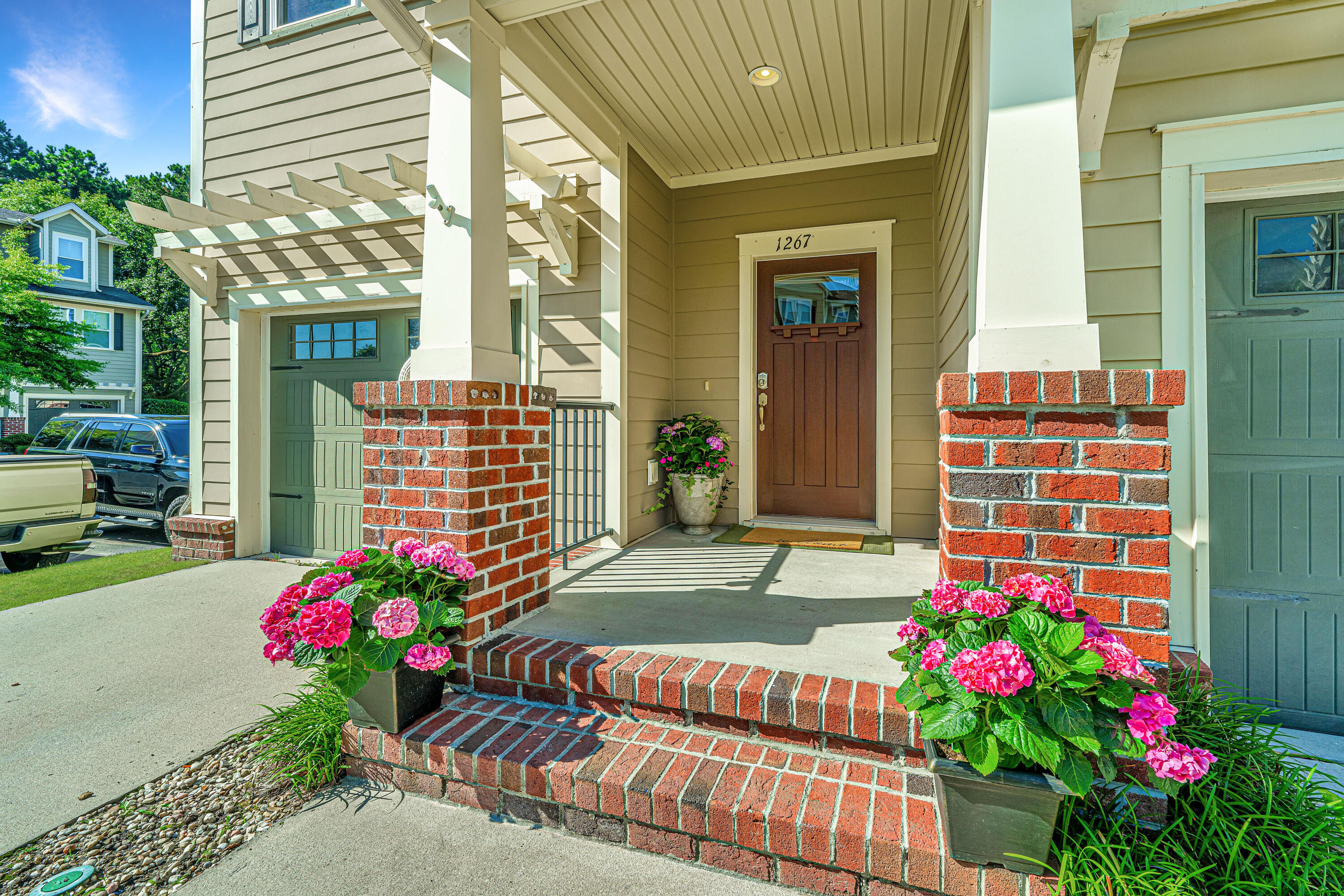 1267 Dingle Road Mount Pleasant, SC 29466 - Photo 3 of 31 Front Porch