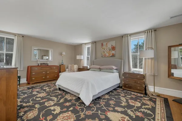 $1,650,000 | 375 South Main Street, Wolfeboro, NH 03894