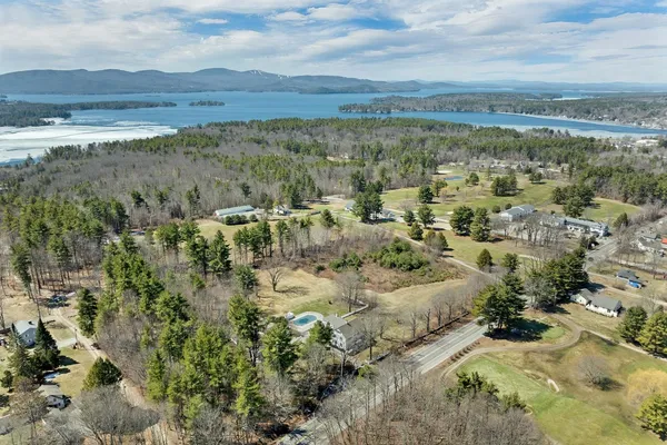 $1,650,000 | 375 South Main Street, Wolfeboro, NH 03894