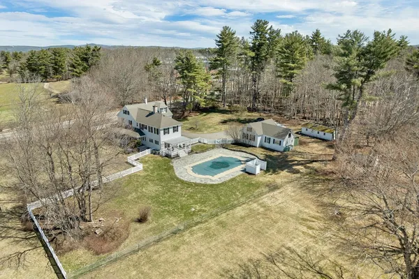 $1,650,000 | 375 South Main Street, Wolfeboro, NH 03894