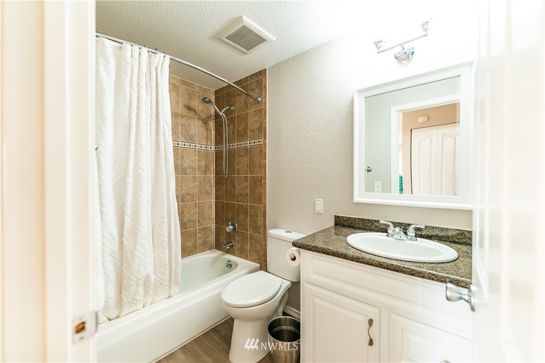2118 Southeast 19th Street Renton, WA 98055 - Photo 22 of 28