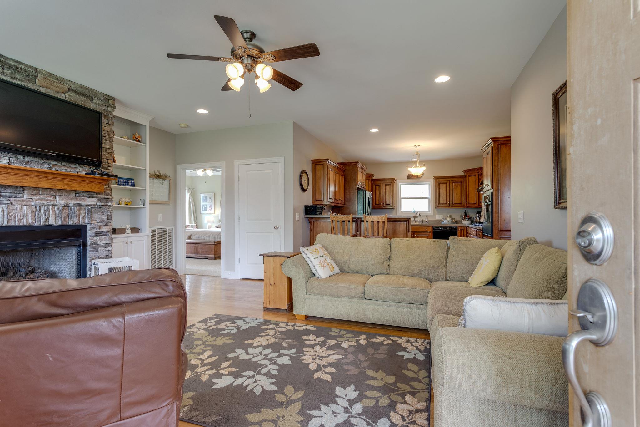 4552 Dugger Road Culleoka, TN 38451 - Photo 6 of 30 Gallery Image 6