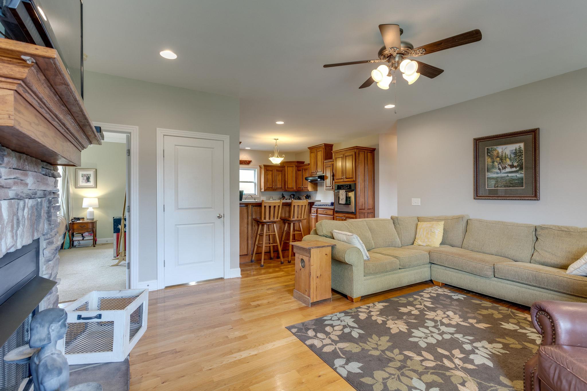 4552 Dugger Road Culleoka, TN 38451 - Photo 9 of 30 Gallery Image 9