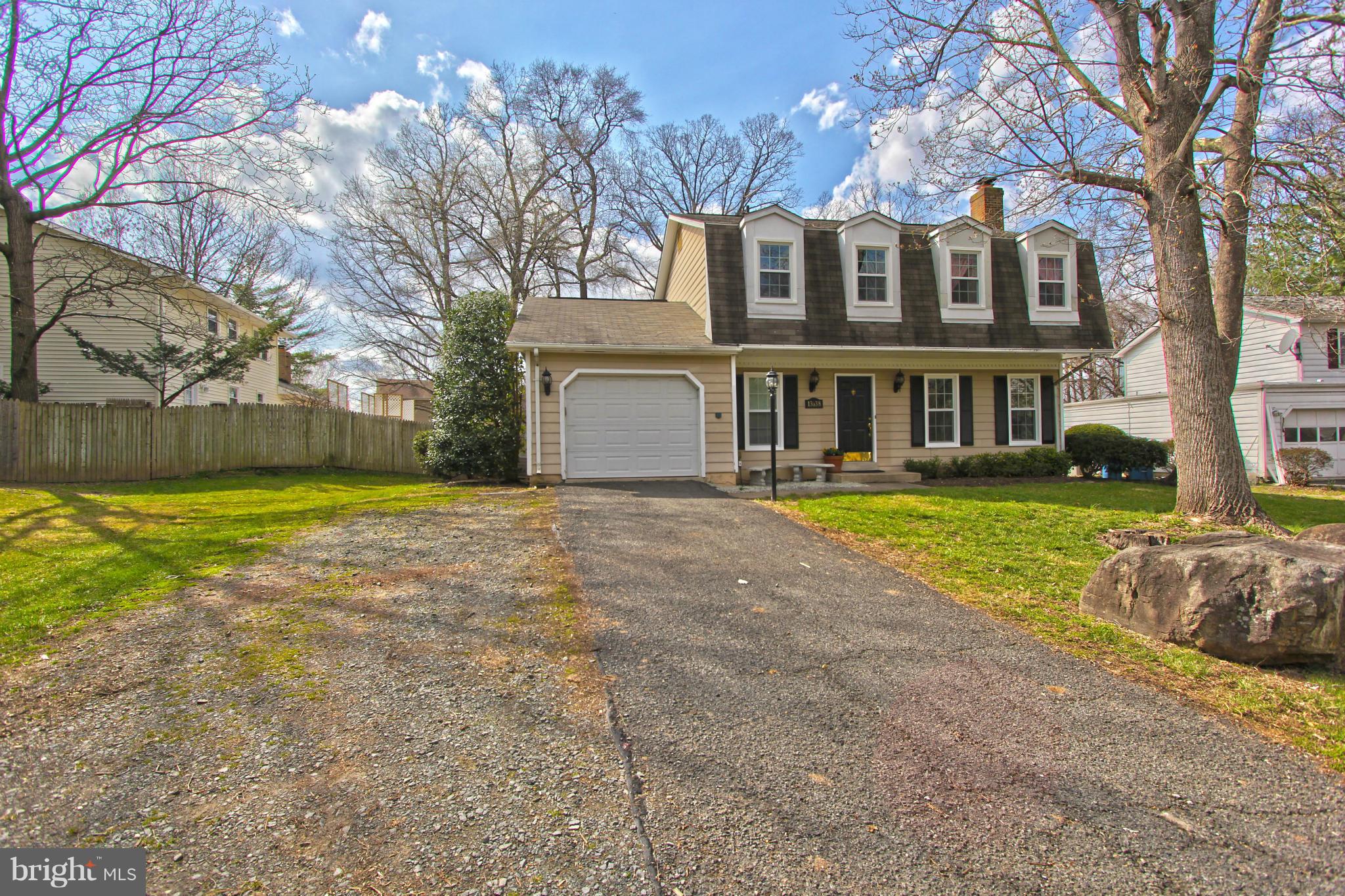 13638 Poplar Tree Road Chantilly, VA 20151 - Photo 2 of 23 Exterior (Front)