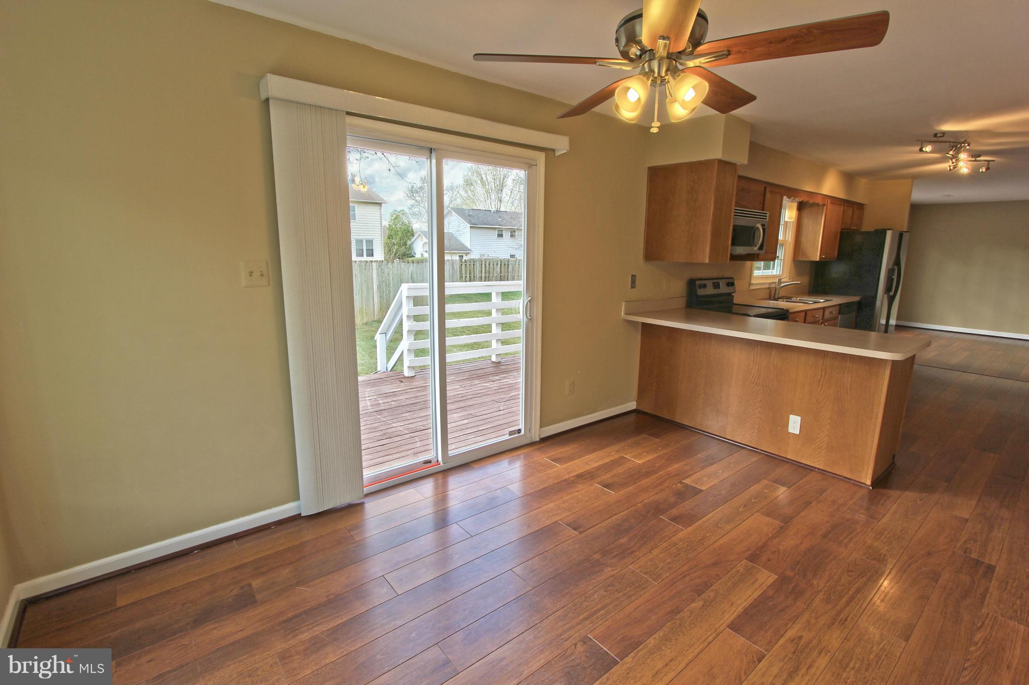 13638 Poplar Tree Road Chantilly, VA 20151 - Photo 8 of 23 Interior (General)