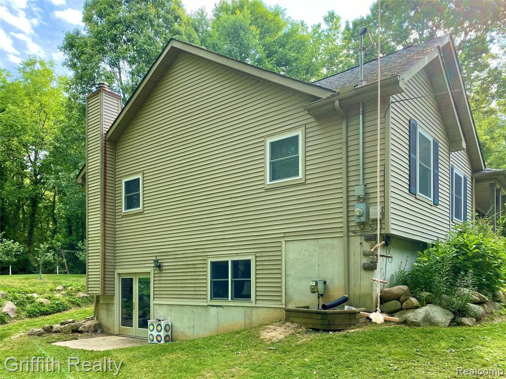 11439 Foley Road Fenton, MI 48430 - Photo 4 of 6