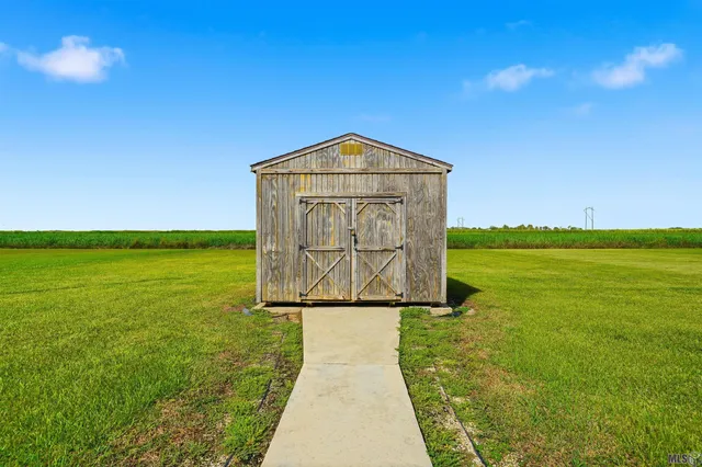 $239,000 | 6642 Section Road, Port Allen, LA 70767